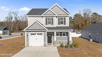 346 Troy Dr, Sanford, NC 27332