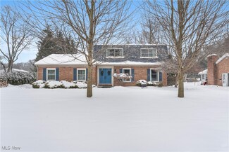 1122 Linwood Ave SW, North Canton, OH 44720