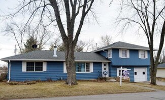 103 Fairview Ct, Fairwater, WI 53931