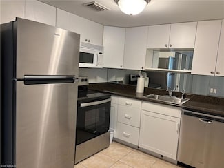 975 9th Ave S Unit 5, Naples, FL 34102