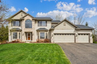 11086 Dogwood Ct, Woodbury, MN 55129