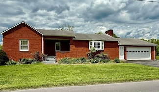 1653 Mary Lou Retton Dr, Fairmont, WV 26554