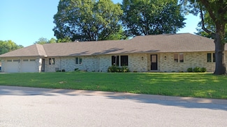 2107 E 35th St, Joplin, MO 64804