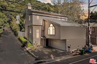 1110 N Beverly Glen Blvd, Los Angeles, CA 90077