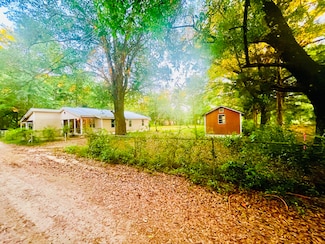 3040 Register Ln, Crestview, FL 32539