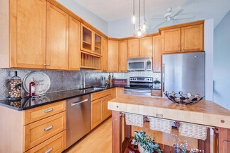 1396 Arden View Dr, New Brighton, MN 55112