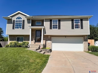 1400 Meadow Lark Ct, Lincoln, NE 68521
