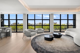 290 West St Unit 2B, New York, NY 10013