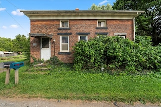 3054 Alliance Rd NW, Malvern, OH 44644