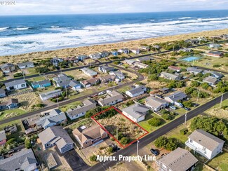 1702 NW Parker Ave, Waldport, OR 97394