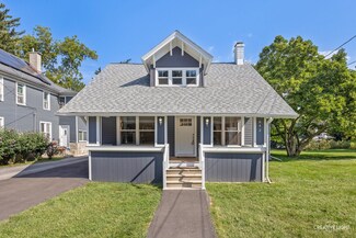 643 W Downer Place, Aurora, IL 60506