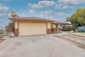 12812 Clyde Ave, Orosi, CA 93647