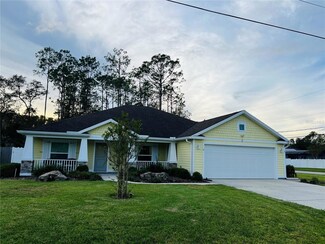 2 Zenith Ct, Palm Coast, FL 32164