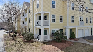 801 Gazebo Cir, Reading, MA 01867