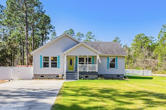 341 Hickory Rd, Southport, NC 28461