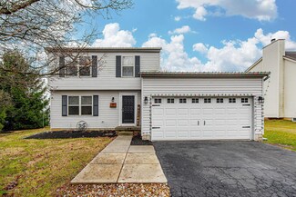 477 Fox Run Dr, Heath, OH 43056