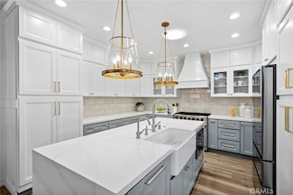 362 Vista Madera, Newport Beach, CA 92660