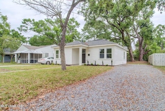 2708 Kelly Ave, Gulfport, MS 39501