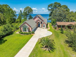 5136 Point Shores Ln, Gulf Breeze, FL 32563