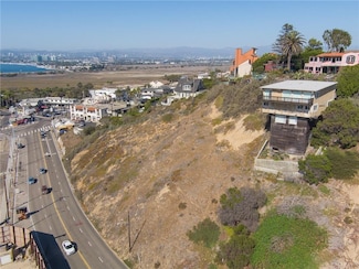 6929 Vista Del Mar Ln, Playa Del Rey, CA 90293