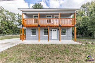 1909 Dannenberg Ave, Macon, GA 31201