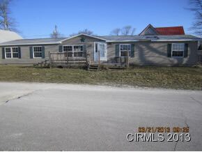 304 S Smith St, Swayzee, IN 46986