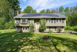 75 Granite St, Medfield, MA 02052