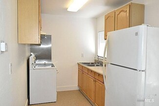849 Benicia Rd, Vallejo, CA 94591