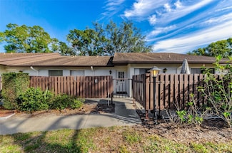 1725 Pine Ridge Way E Unit E, Palm Harbor, FL 34684