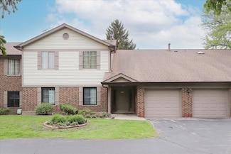 1611 W Partridge Ct Unit 8, Arlington Heights, IL 60004