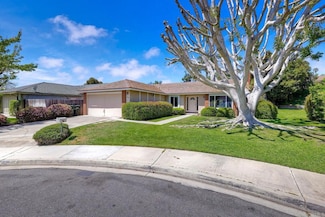 310 Oakbranch Dr, Encinitas, CA 92024