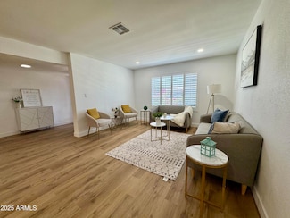 1941 E Ellis Dr, Tempe, AZ 85282