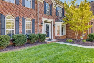 1607 Ambergate Dr, Waxhaw, NC 28173
