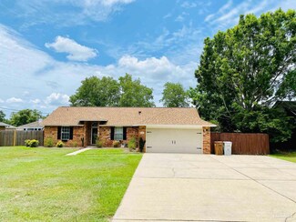 5225 Chumuckla Hwy, Pace, FL 32571