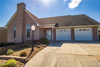 302 Carriage House Ct, Hopewell, VA 23860