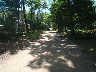 2 Cut Off Rd, Barre, MA 01005