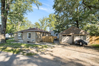 3022 Virginia Ave, Kalamazoo, MI 49004