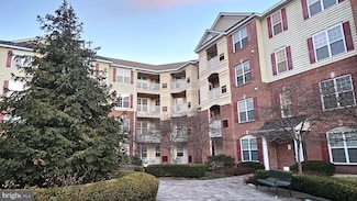 1328 Colts Cir Unit B, Lawrence Township, NJ 08648