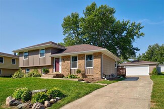 1210 S 14th St, Adel, IA 50003