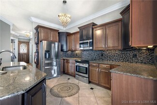 1184 Jeffries Rd Unit 515, Osage Beach, MO 65065