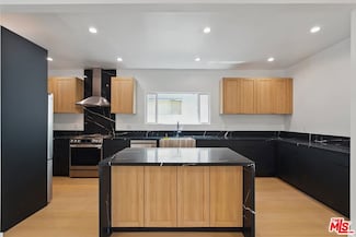 1134 S Wooster St, Los Angeles, CA 90035