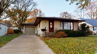 919 Hillside St, Cherokee, IA 51012