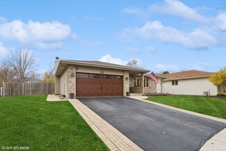 2209 Primrose Dr, Plainfield, IL 60586