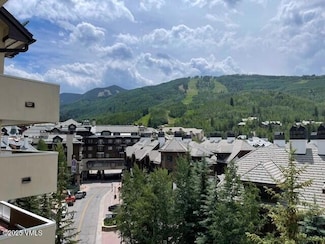 210 Offerson Rd Unit R-119 / Week 11, Beaver Creek, CO 81620