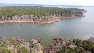 579 Pr 8480, Broaddus, TX 75929