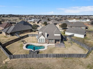 5017 Ute Ct, Krum, TX 76249