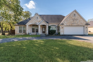 681 Rosewood Ave, Boerne, TX 78006
