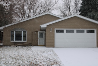 1113 Williams Ave, Mitchell, SD 57301