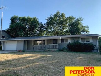 310 E Weiler St, West Point, NE 68788