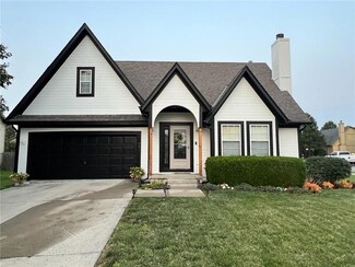 841 N Poplar St, Gardner, KS 66030